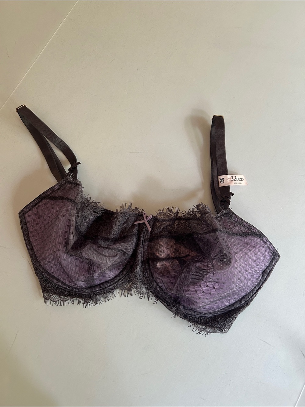 NWT unlined Victoria’s Secret grey lace bra 32DDD